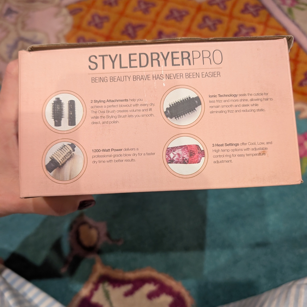 Calista Hair Drying Blowout Brush - Picture 5 of 7